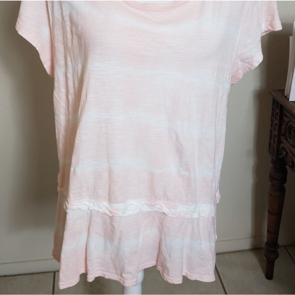 🌼Ruffle layered pink top - Picture 2 of 5